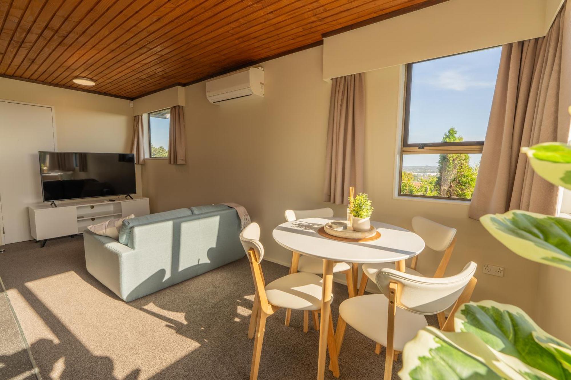 ワンガヌイ Cosy Unit With Incredible Views & Sky Tvヴィラ エクステリア 写真